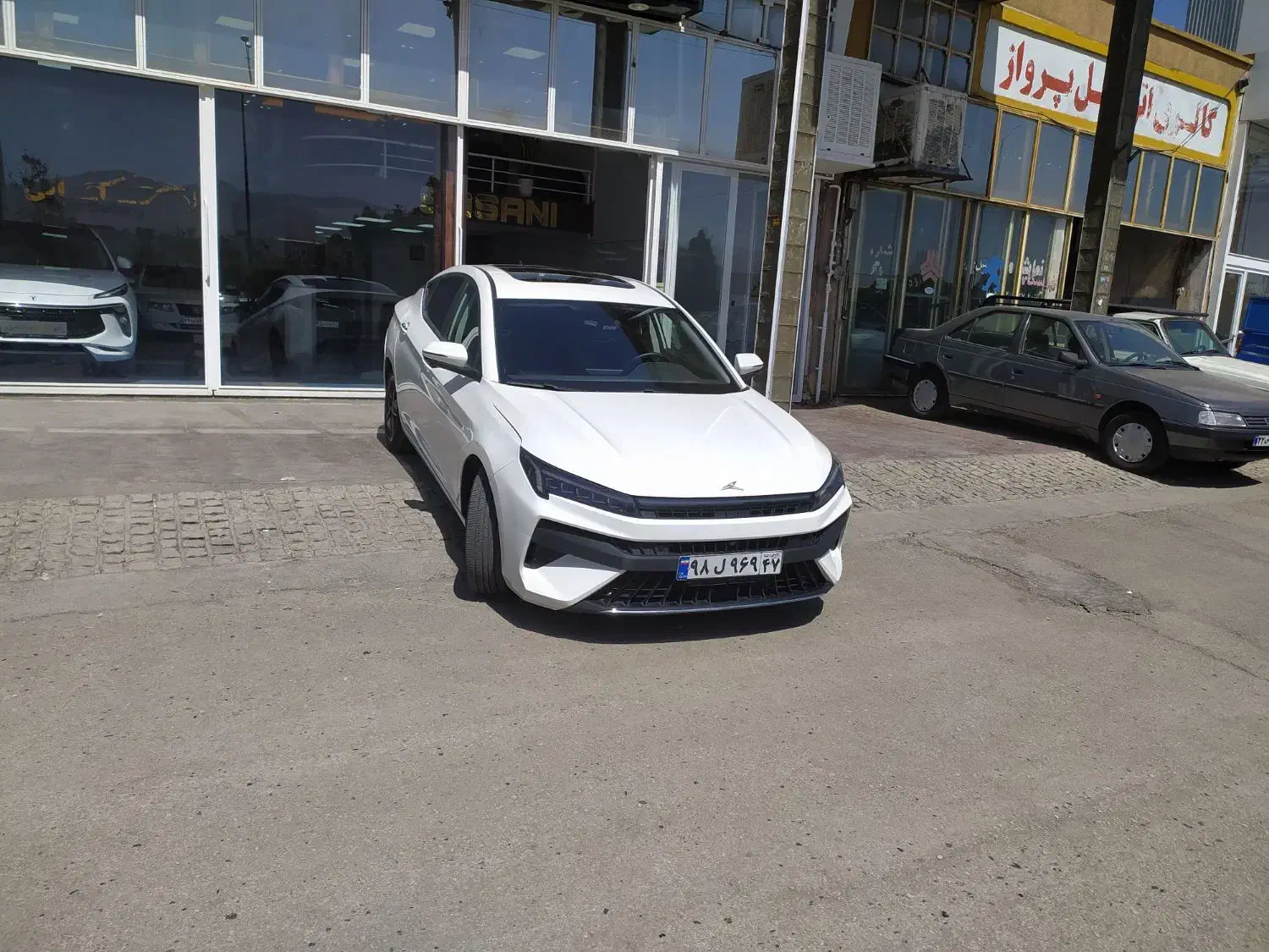 کی ام سی j7 مدل 1403|خودرو سواری و وانت|ملایر, |دیوار