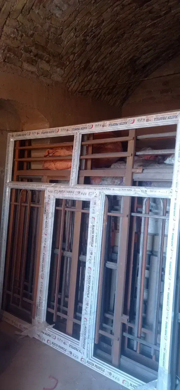 پنجره آهنی و pvc سبک|مصالح و تجهیزات ساختمان|فردوس (خراسان), |دیوار