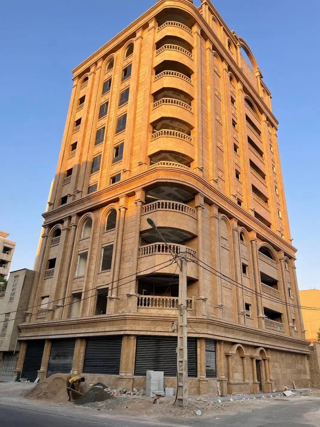 پیش فروش واحد۱۶۰ متری سر دونبش با ویوبی‌نظیر عبدی|پیش‌فروش املاک|اهواز, کیانپارس |دیوار