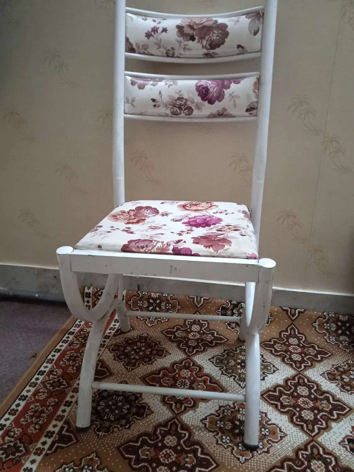 میز  ۱۰۰۰۰۰۰ میز ناهارخوری و  صندلی  ۱۱۰۰۰۰۰|میز و صندلی غذاخوری|اصفهان, احمدآباد|دیوار