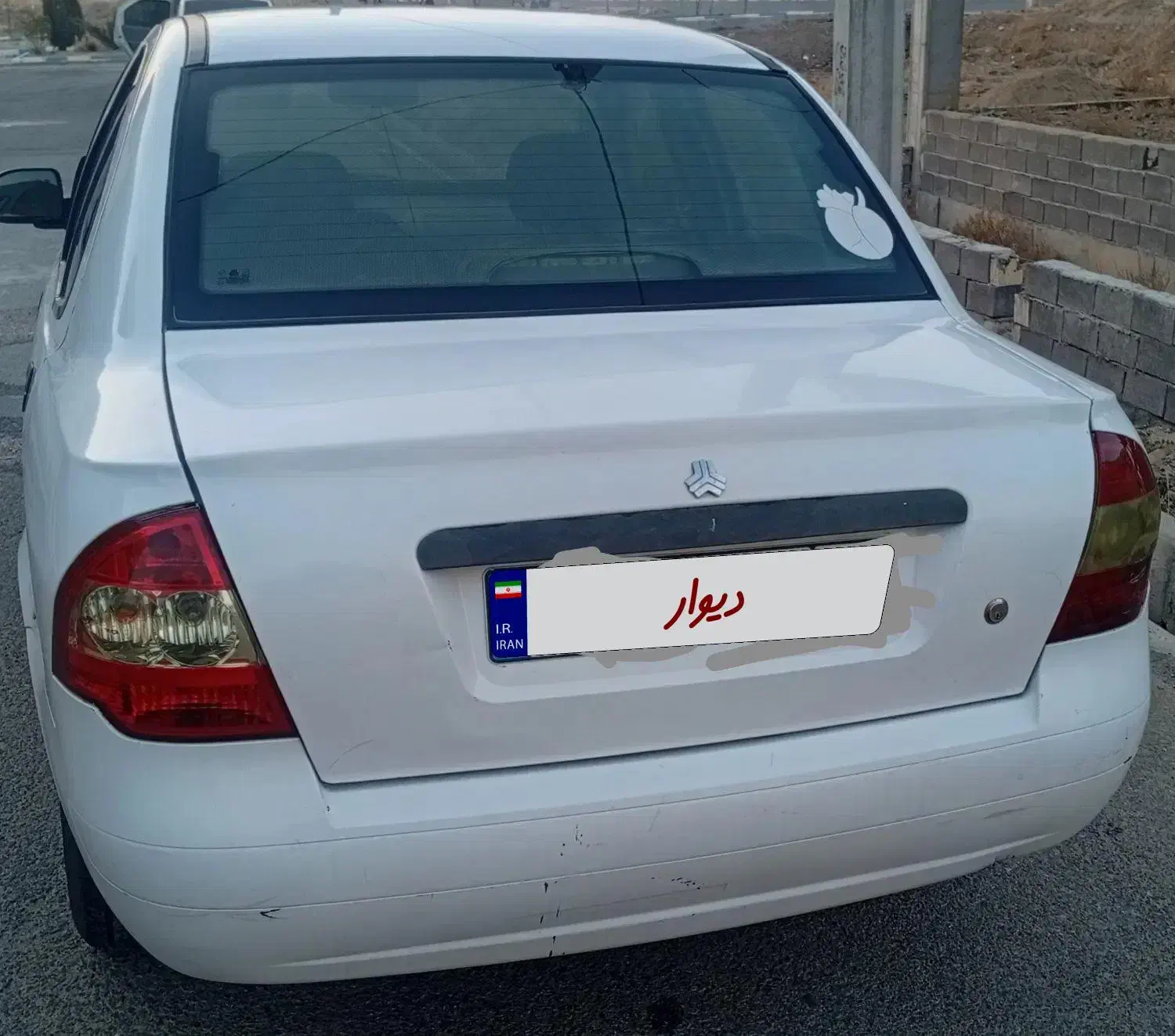 تیبا1مدل ۹۳ سفید|خودرو سواری و وانت|ازنا, |دیوار