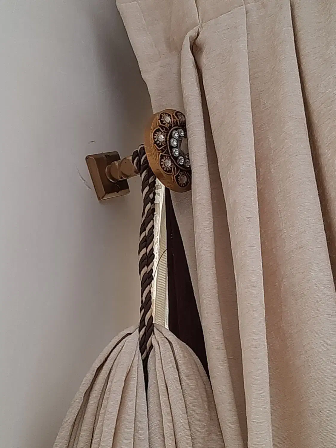 گل پرده وجمع کننده پرده|پرده، رانر، رومیزی|بروجرد, |دیوار