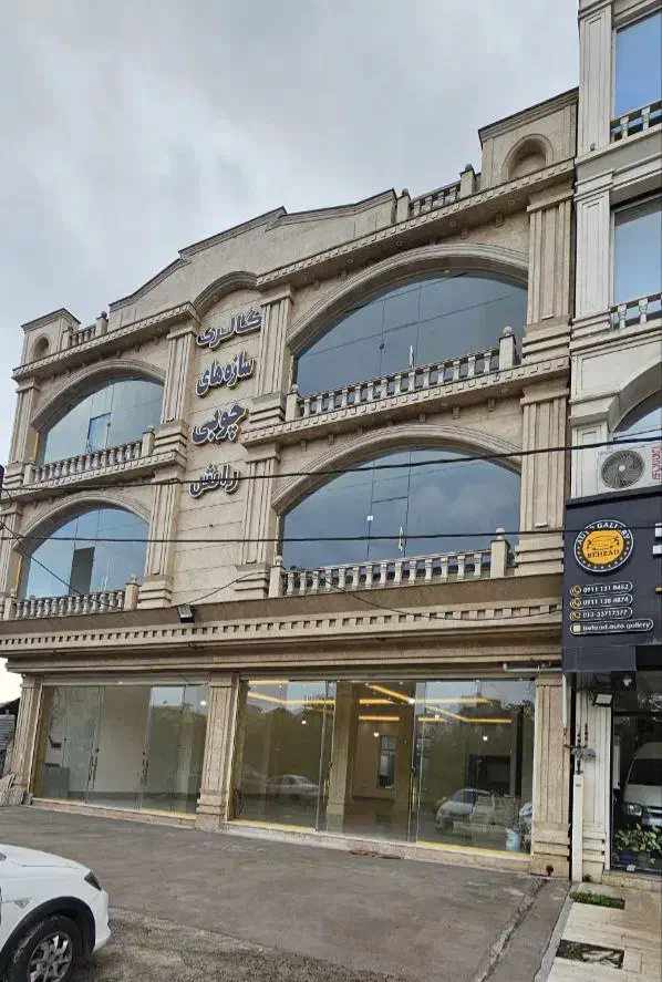 ۱۰۰۰ متر واحد تجاری لوکس در۳طبقه درای پنت هاس|اجارهٔ مغازه و غرفه|رشت, بلوار گیلان|دیوار