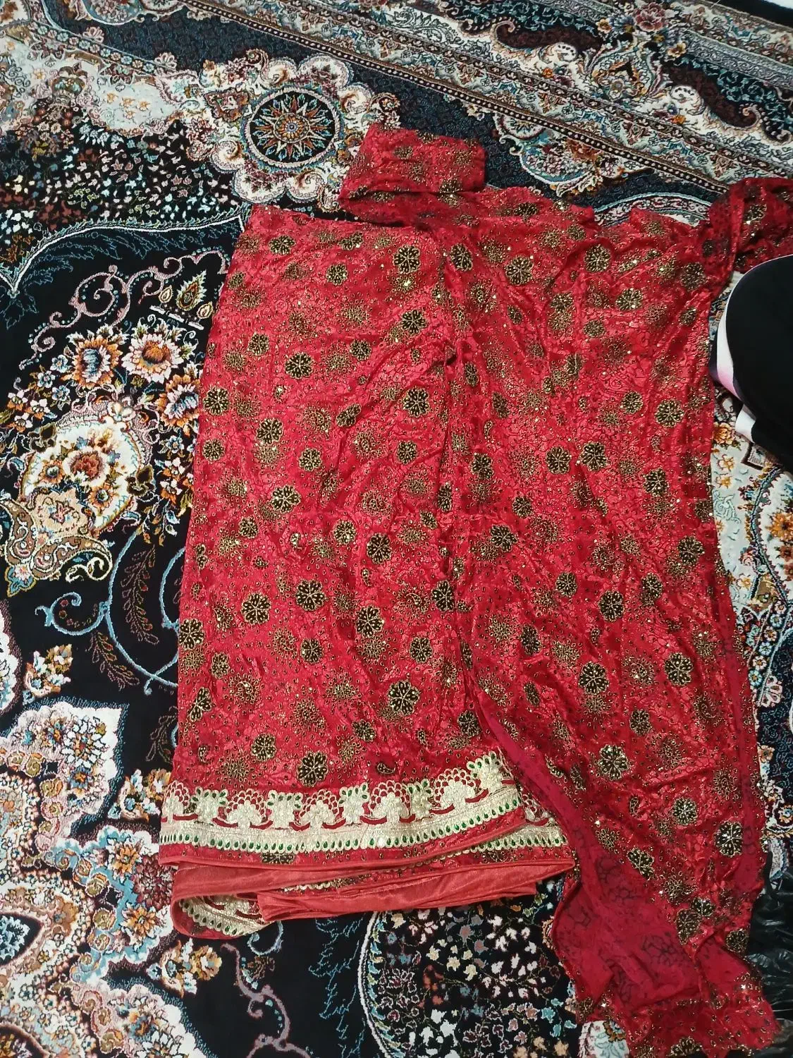 لباس محلی|لباس|کوه چنار, |دیوار