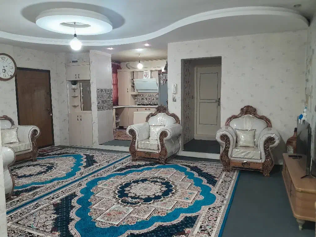 ۷۰ متری  قولنامه ای میدان ولیعصر مجتمع نور|فروش آپارتمان|ورامین, شهرک ولیعصر|دیوار