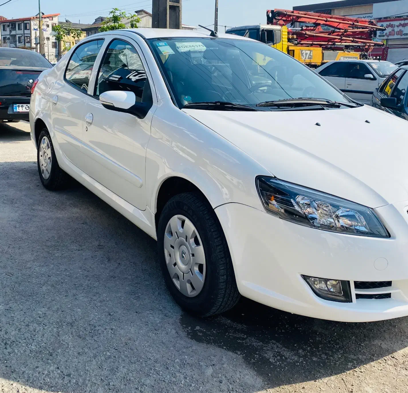 رانا پلاس ۱۴۰۳ ۸۵گانه بی رنگ|خودرو سواری و وانت|رشت, منظریه|دیوار