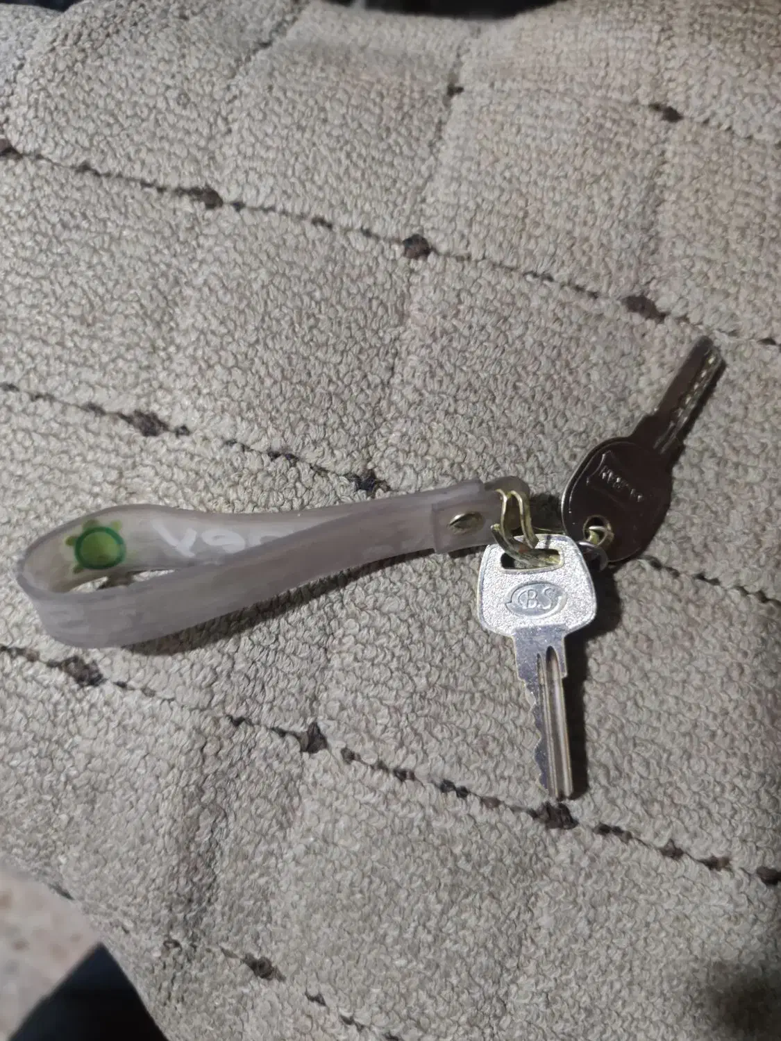 کلید|اشیا|بهبهان, |دیوار