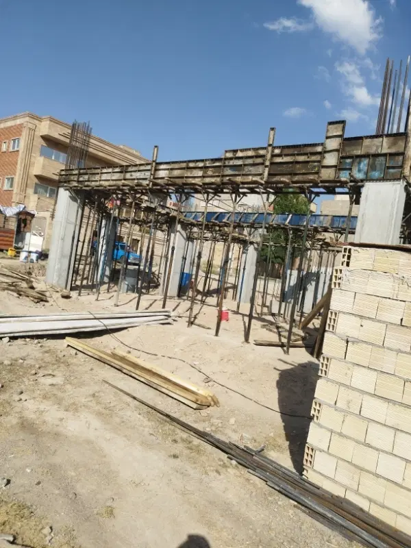 کارگر آرماتور بند نجار|استخدام معماری، عمران و ساختمانی|تبریز, |دیوار