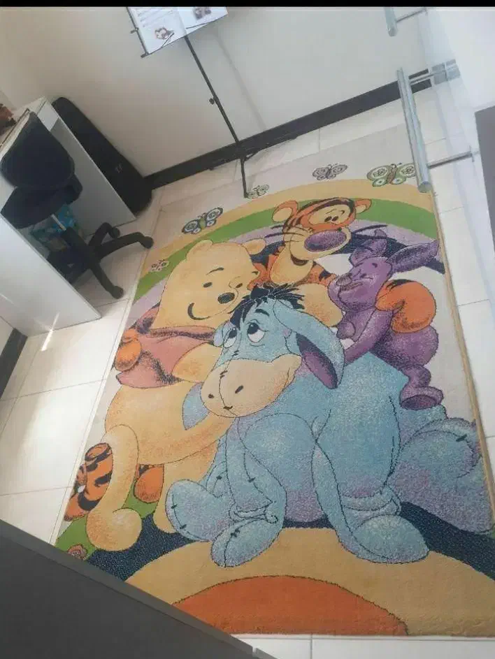 فرش کودک|فرش|شاهین‌شهر, شهرک ردانی پور|دیوار