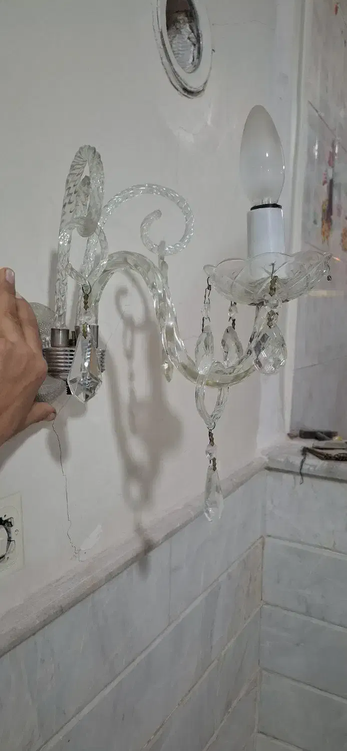 لوستر تک شاخه یا چراغ خواب|لوستر و چراغ آویز|قم, باسکول|دیوار