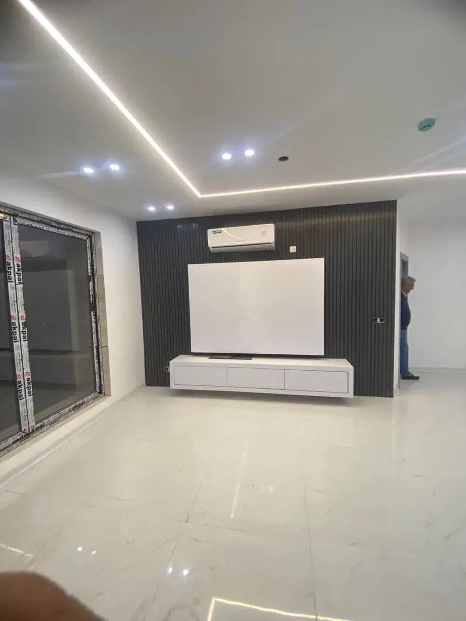 آپارتمان  در سام‌وزال کنار مجتمع تجاری سام وزال|فروش آپارتمان|قشم, |دیوار