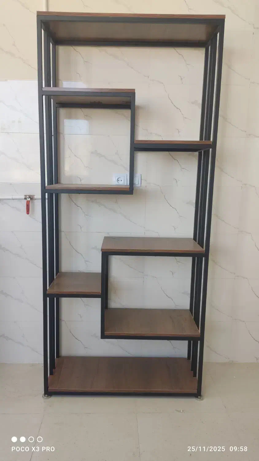 استند کافی بار|کتابخانه، شلف، قفسه‌های دیواری|کرمان, |دیوار