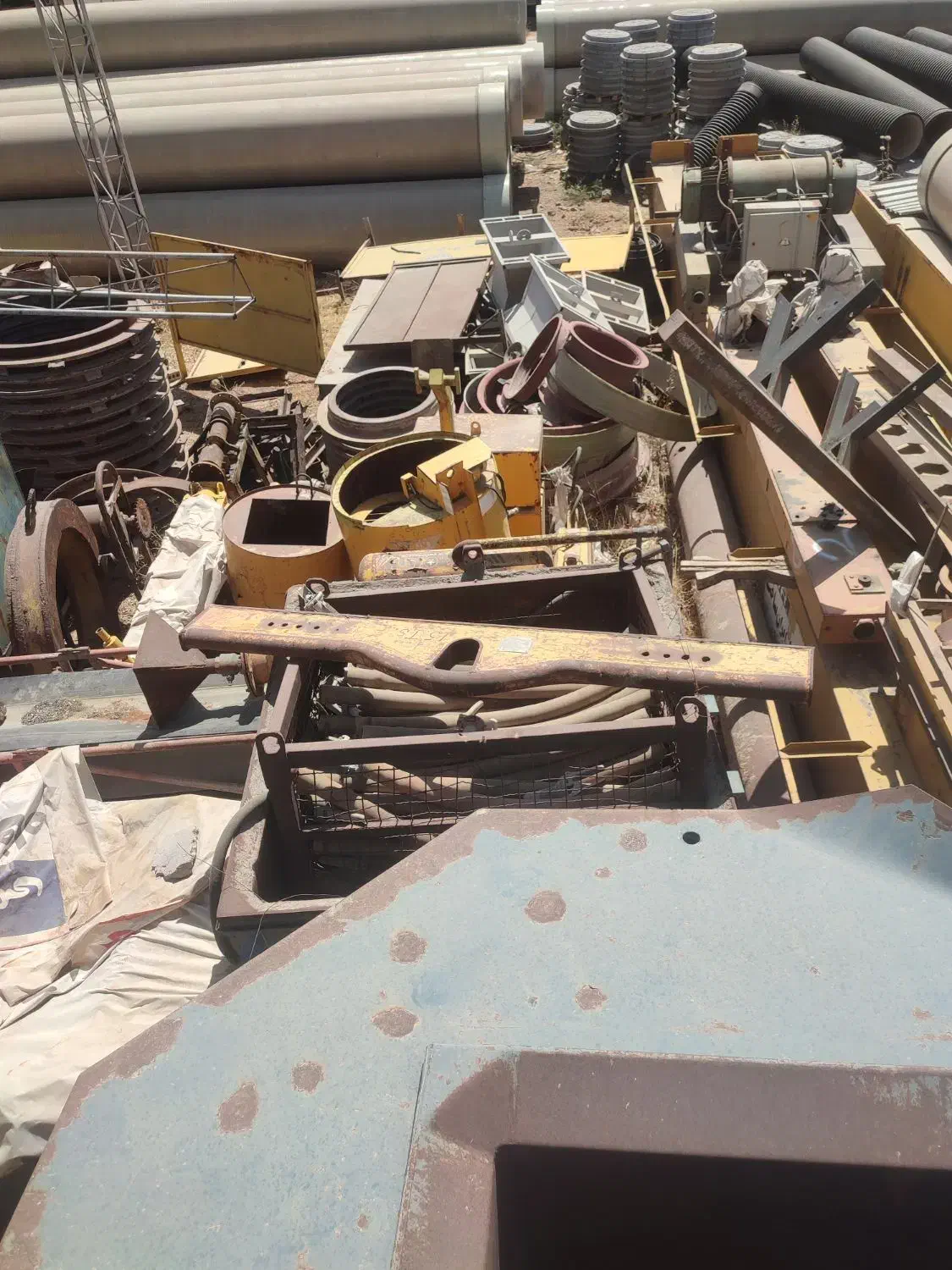 ضایعات آهن کهنه.آلمینیوم.میبگرد.مس|عمده‌فروشی|شیراز, زرهی|دیوار