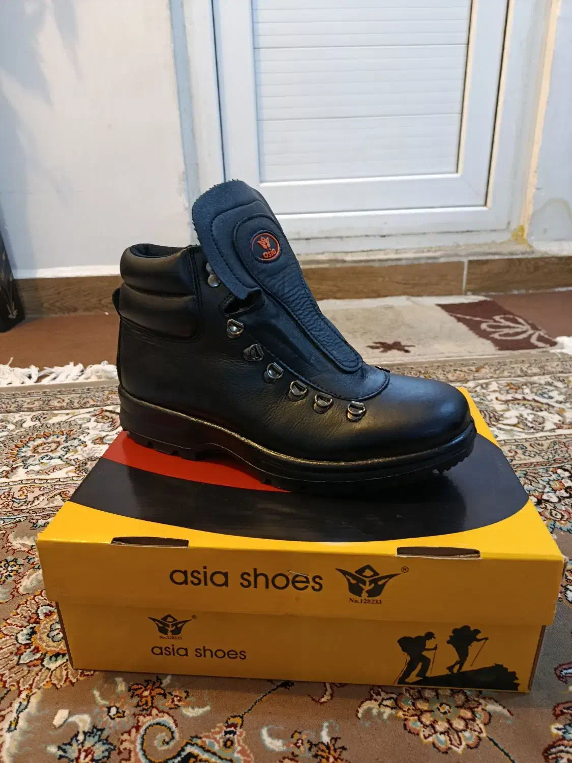 کفش نیم بوت آسیا|کیف، کفش، کمربند|شوش, |دیوار