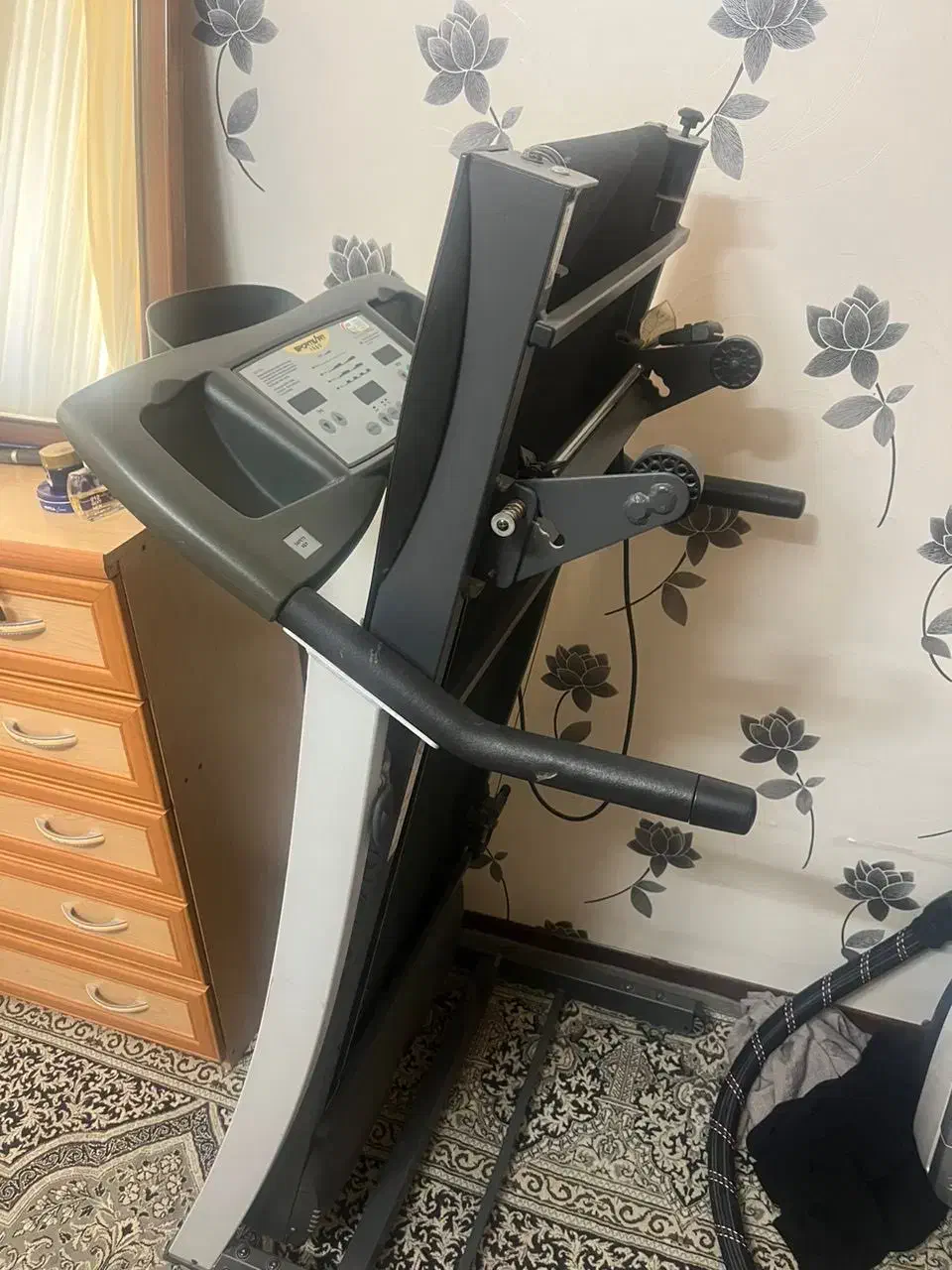 فروش دستگاه تردمیل|تجهیزات ورزشی|اردکان, |دیوار