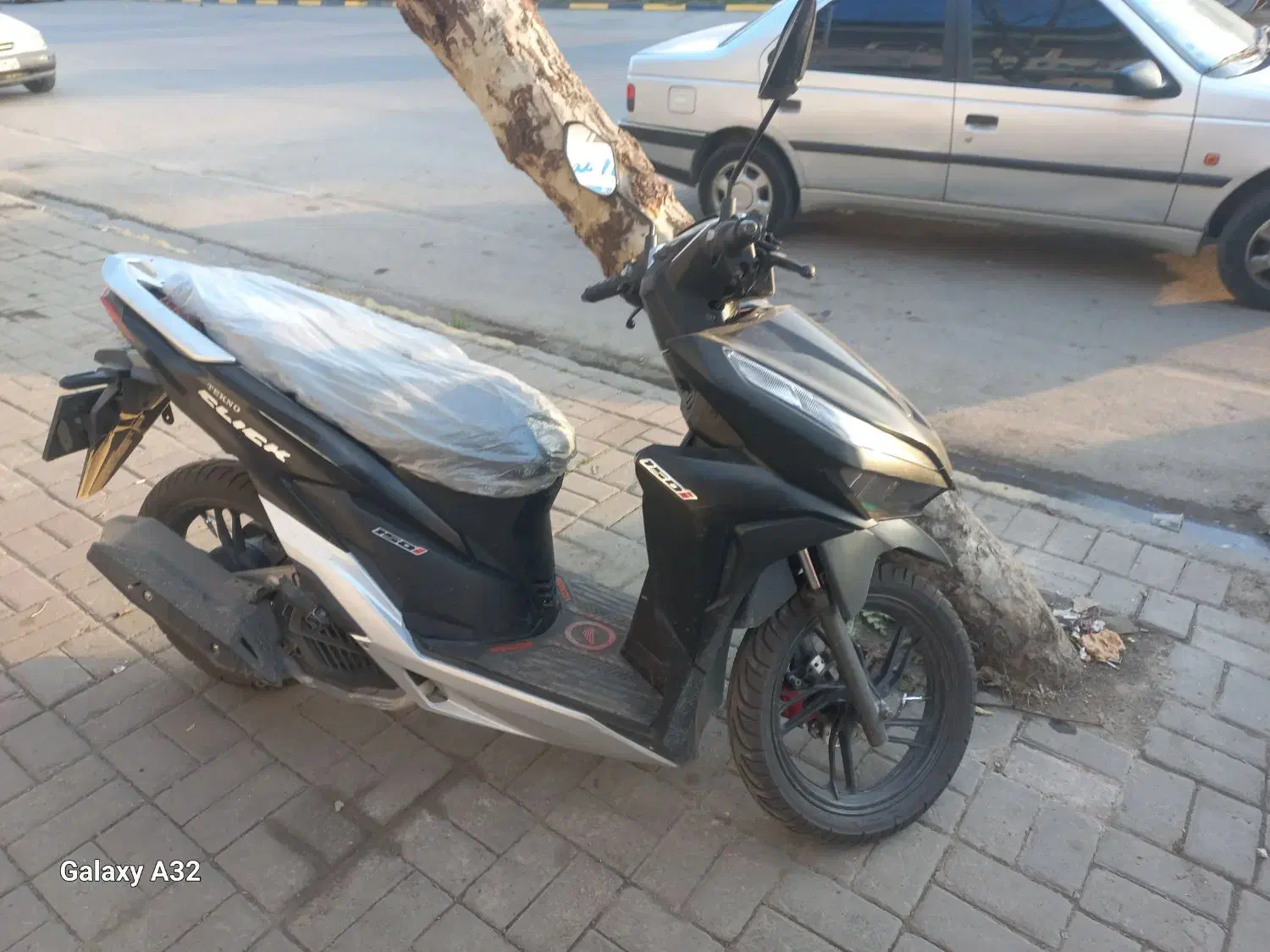 کلیک ۱۵۰ ۱۴۰۴|موتورسیکلت|گرگان, |دیوار