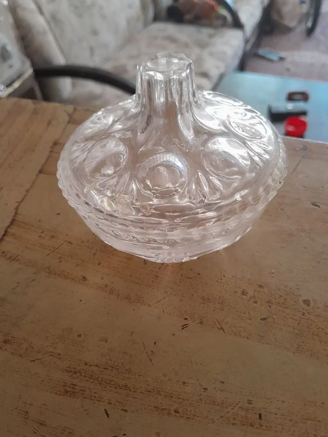 تعدادی ظروف سرو|ظروف سرو و پذیرایی|شیراز, کوشک میدان|دیوار