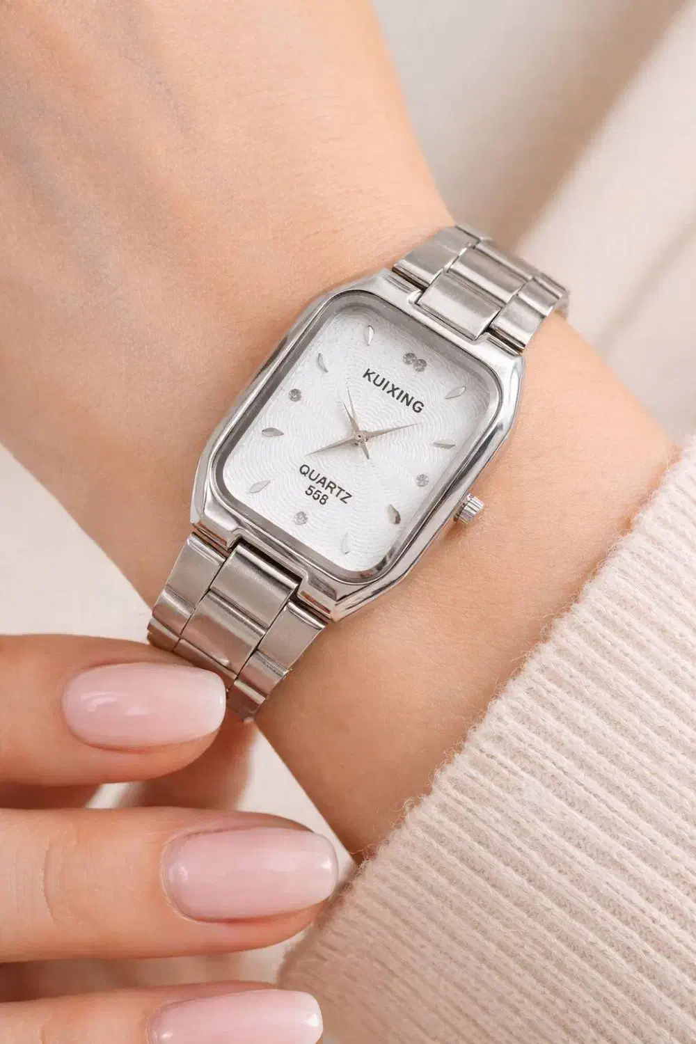 eagle  Orlendo|ساعت|اهواز, کوروش|دیوار