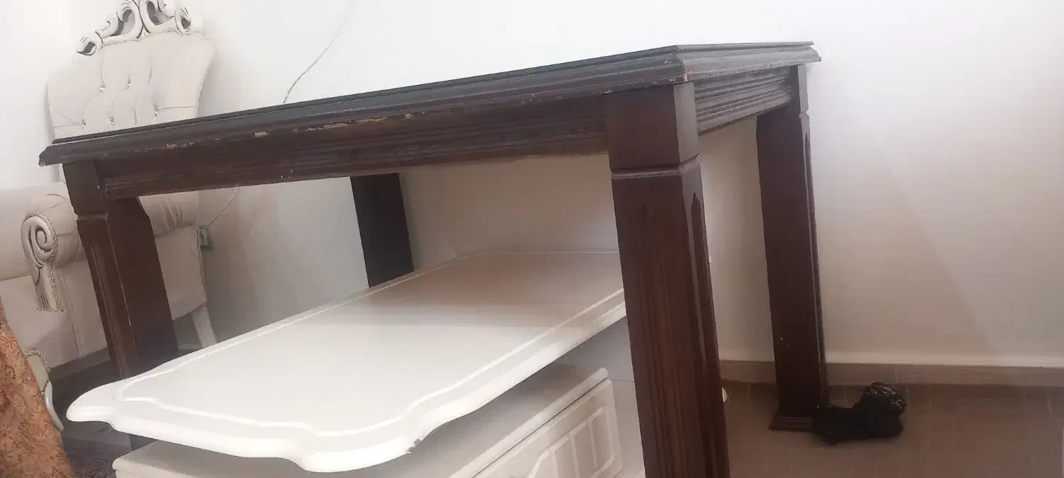 میز غذاخوری 4 نفره محکم و بادوام همراه دو صندلی|میز و صندلی غذاخوری|آذرشهر, |دیوار