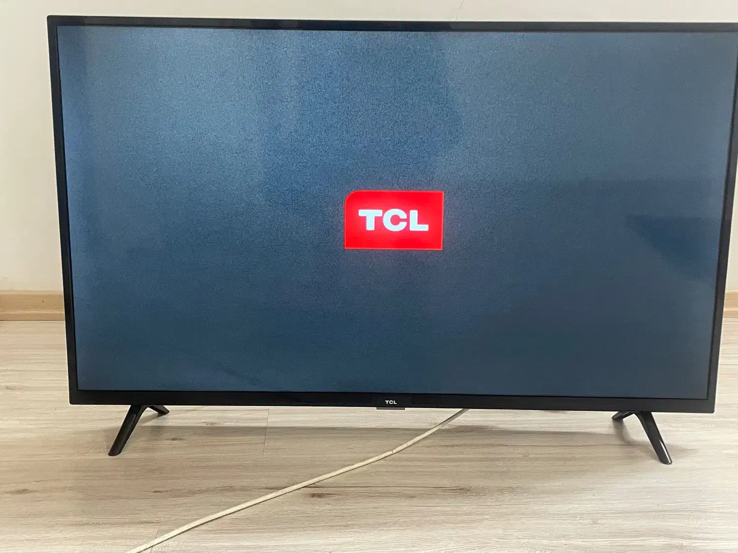 تلویزیونtcl۴۳در حد صفر|تلویزیون و پروژکتور|اردبیل, |دیوار