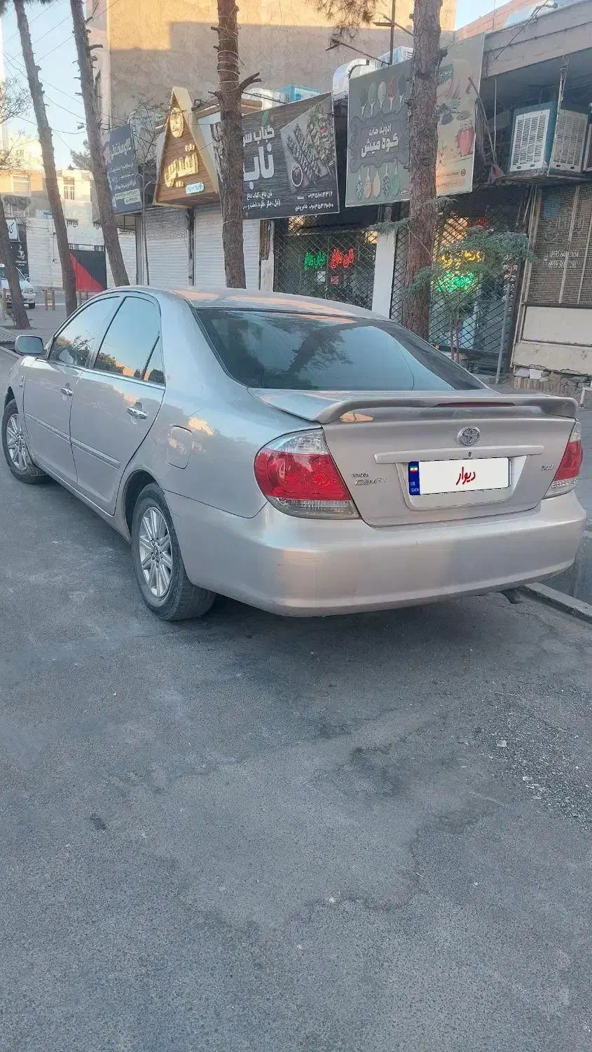 تویوتا کمری۲۰۰۵|خودرو سواری و وانت|سبزوار, قصبه غربی|دیوار