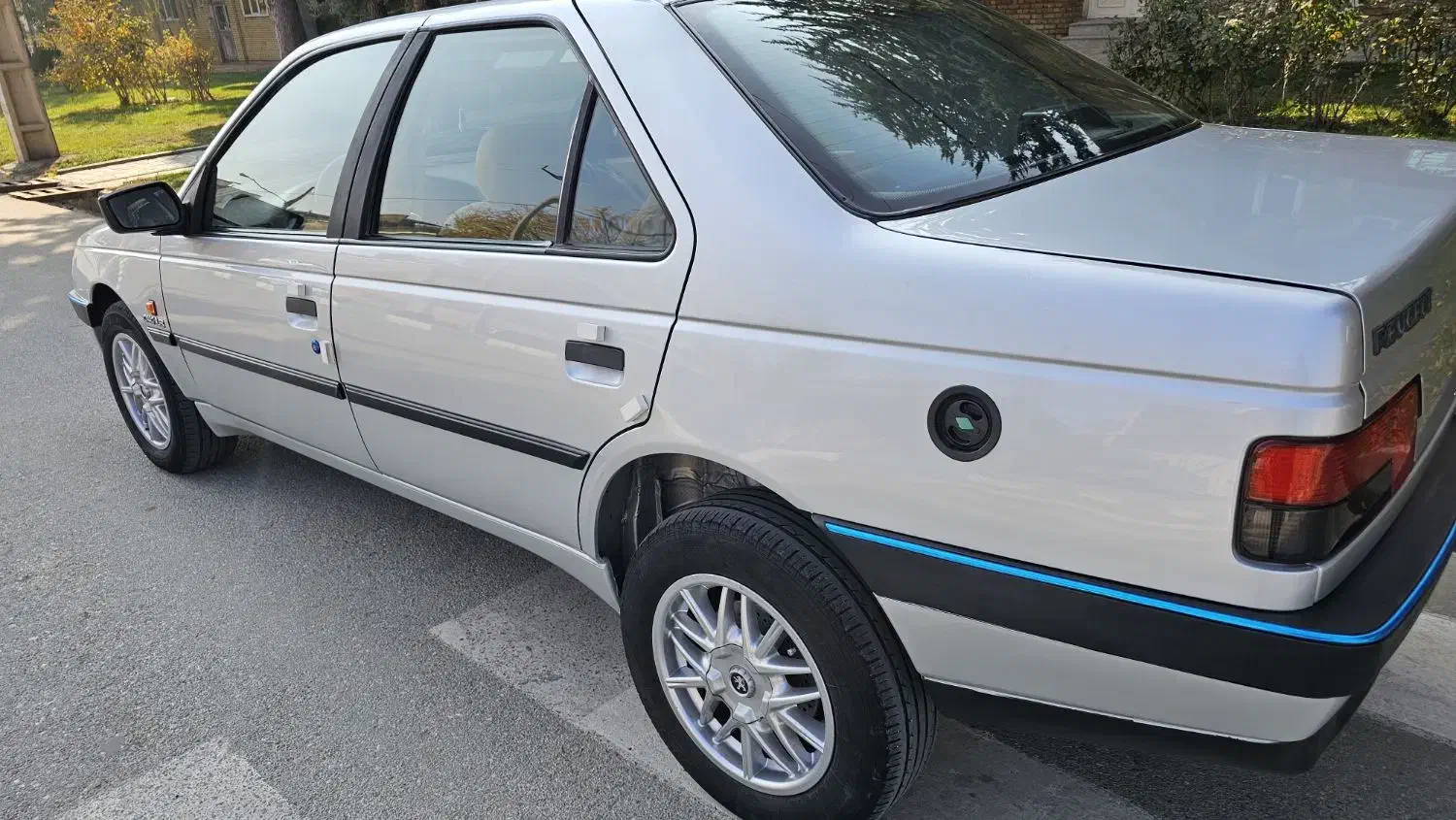 پژو۴۰۵ دوگانه فابریک مدل۹۲|خودرو سواری و وانت|اشنویه, |دیوار