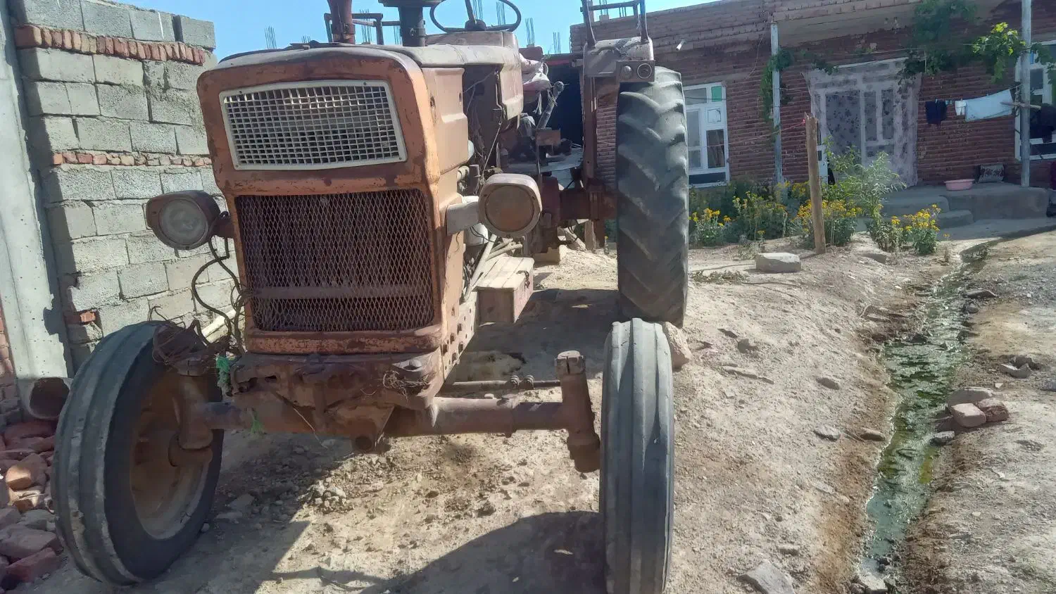 یک دستگاه تراکتور رومانی مدل۶۵|خودرو سنگین|ملکان, |دیوار