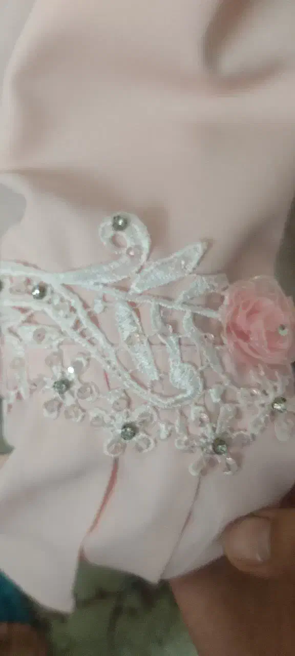 لباس واقعا  نوهست سایز 38 تا 40مناسب نامزدی|لباس|کاشان, کارگر|دیوار