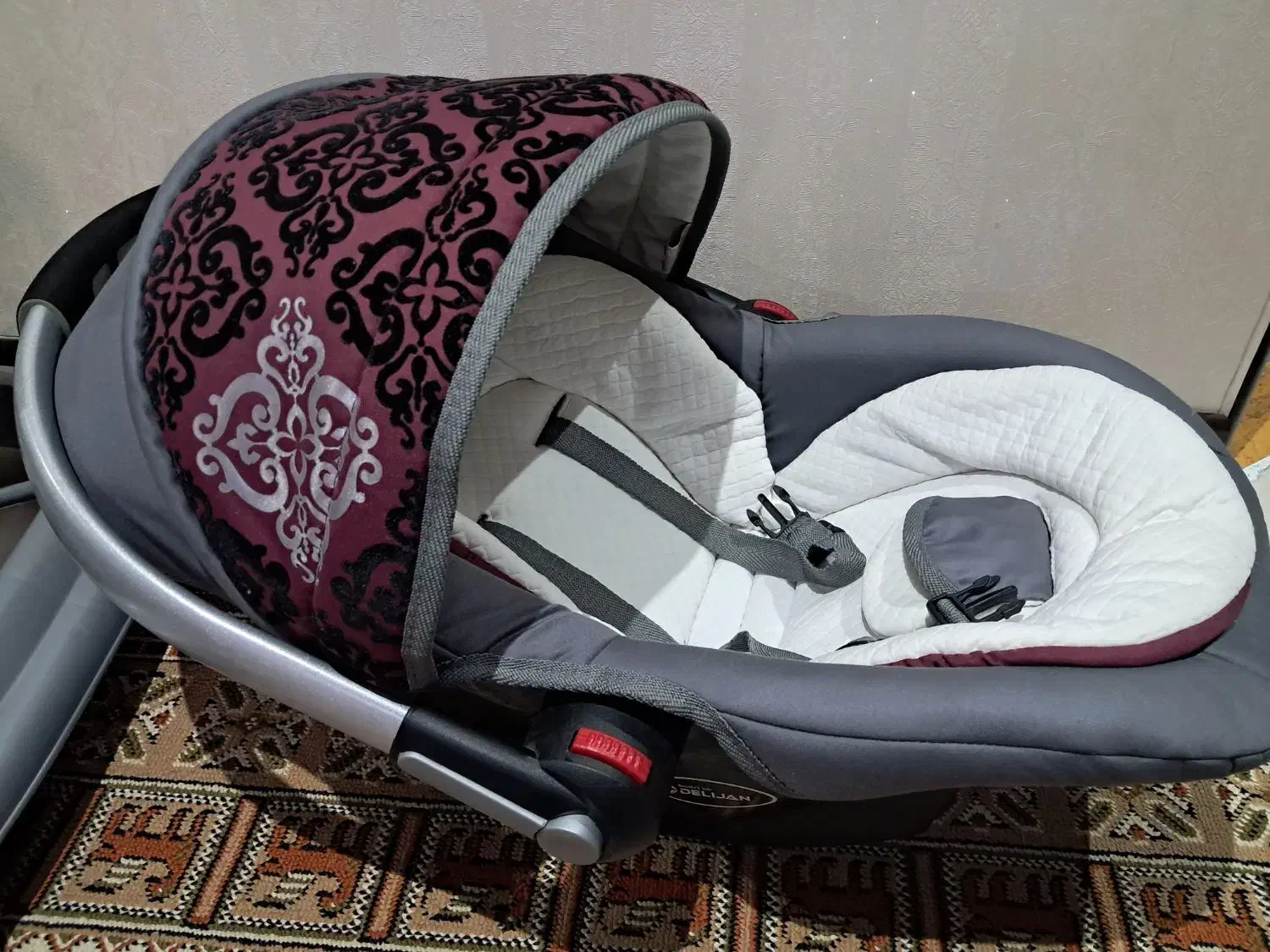 کریر و روروئک وکیف نوزادی|کالسکه و لوازم جانبی|اصفهان, پوریای ولی|دیوار