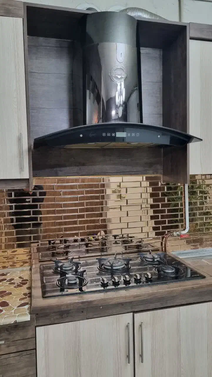 هود|هود|مشهد, بهمن|دیوار