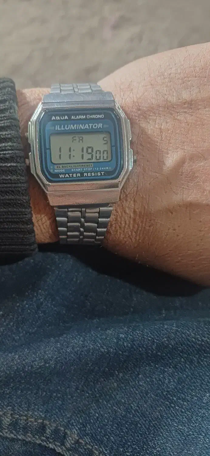 ساعت|ساعت|فردیس, قریشی|دیوار