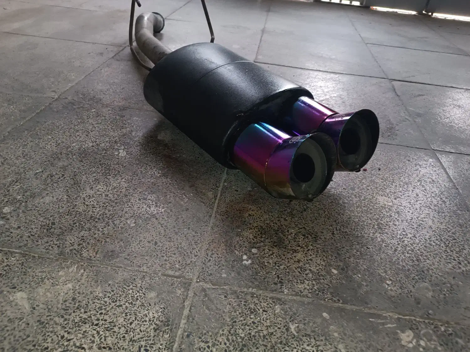 منبع اگزوز js728 دولول سرخم نونو و نرم کننده کلاچ|قطعات یدکی و لوازم جانبی|اصفهان, سپاهان‌شهر|دیوار