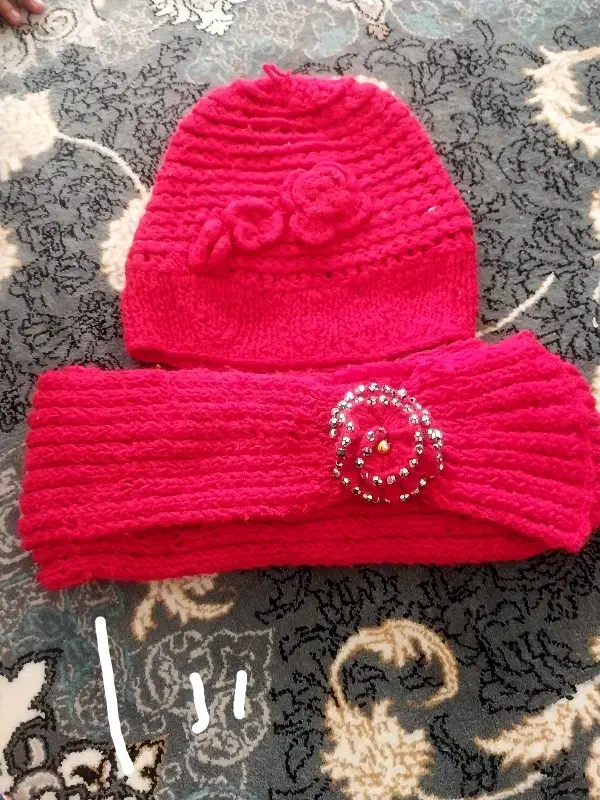 سویشرت وکلاه|کفش و لباس بچه|تربت‌حیدریه, منظر|دیوار