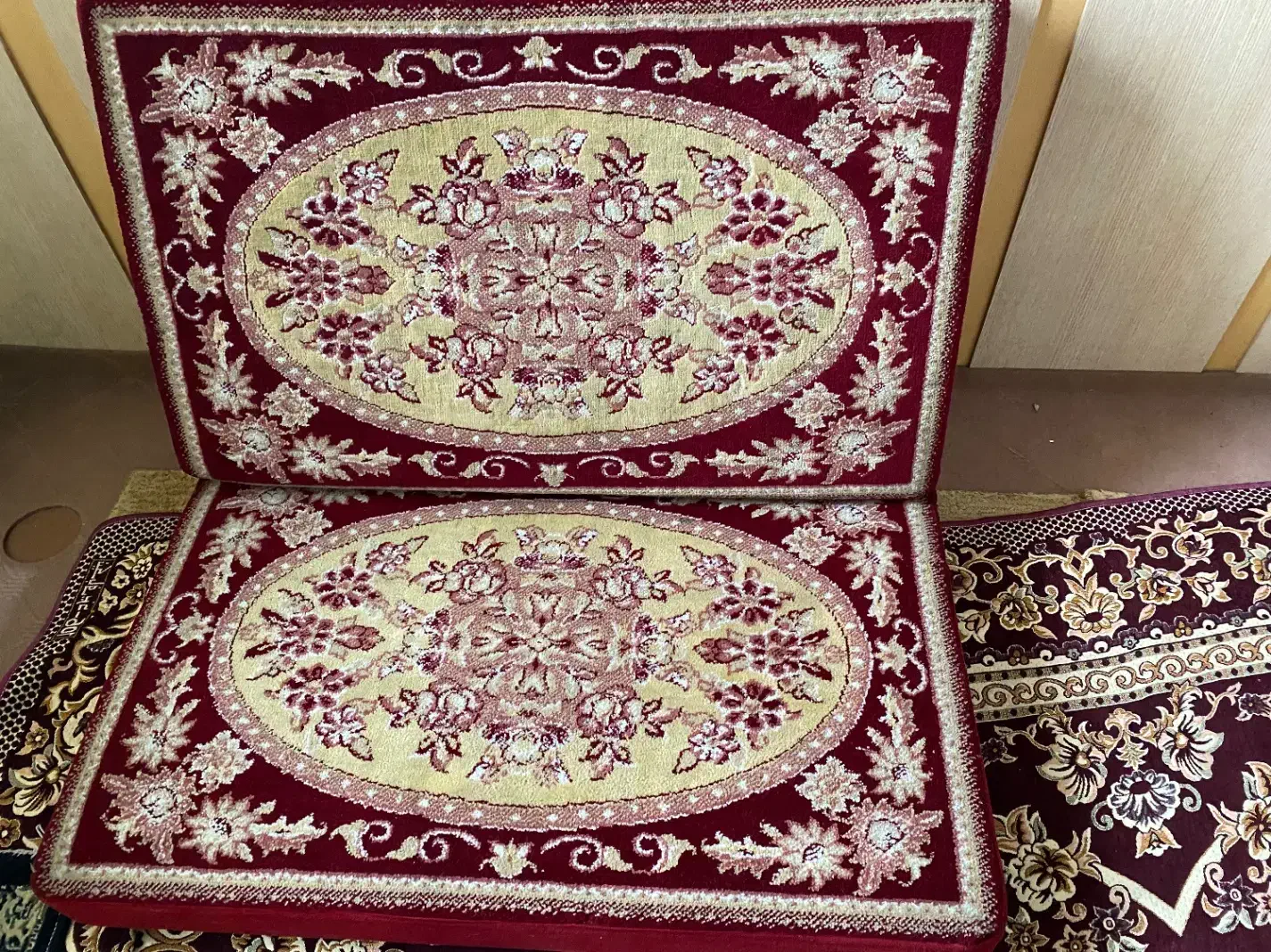 پشتی|پشتی|تبریز, |دیوار