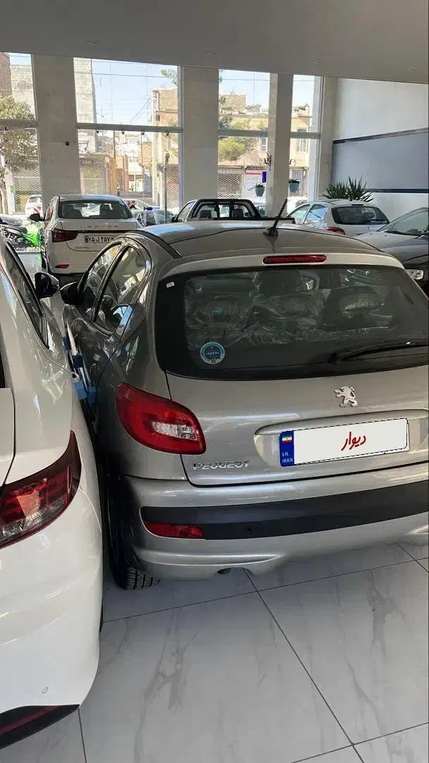 ۲۰۷/ پانا/ اتومات/ ۱۴۰۴/ تیتانیوم|خودرو سواری و وانت|مشهد, کلاهدوز|دیوار