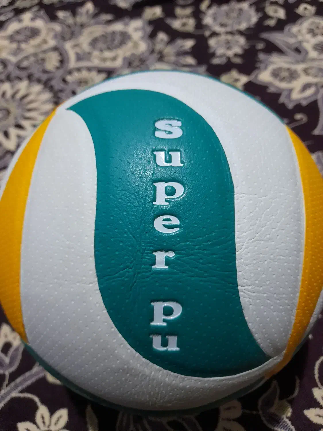 توپ والیبال|تجهیزات ورزشی|اصفهان, کوی میلاد|دیوار