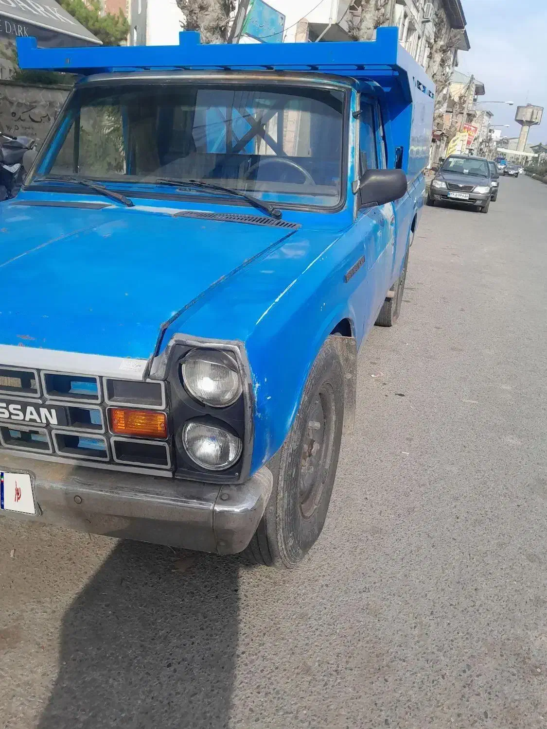 نیسان وانت 81 فابریک|خودرو سواری و وانت|رشت, منظریه|دیوار