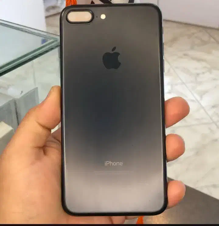 آیفون ۷پلاس ۲۵۶ گیگ مشکی مات|موبایل|تهران, شهرک فردوس (حسینی)|دیوار