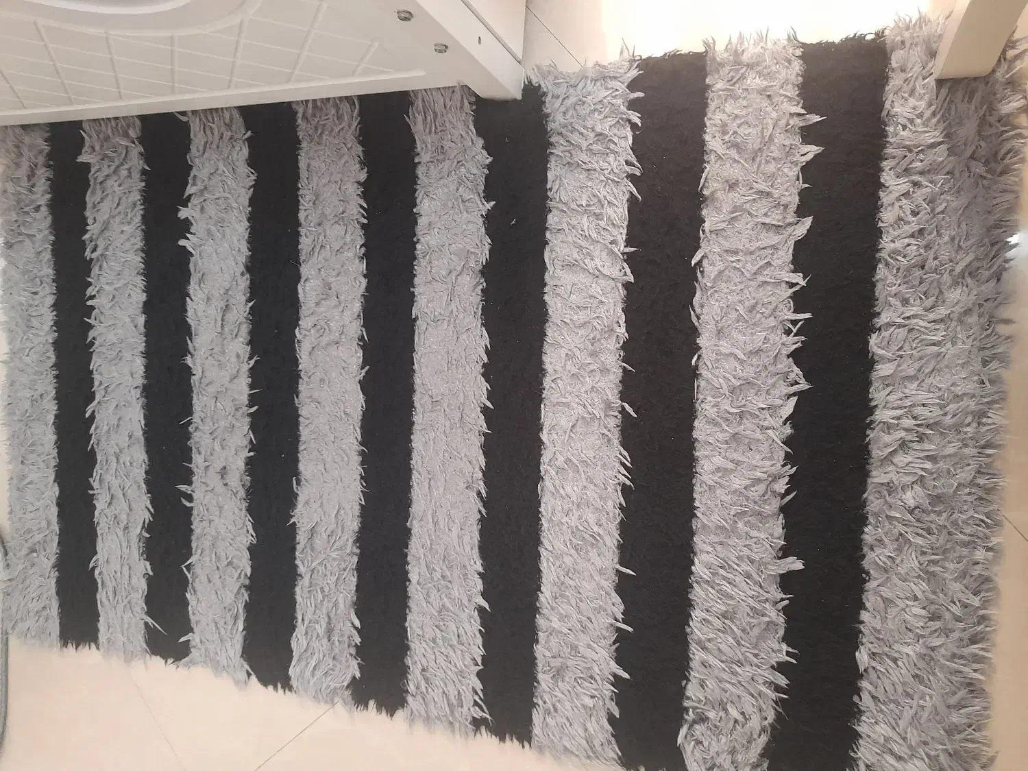 قالیچه فانتزی|فرش|ری, شهید غیوری (ابن باویه)|دیوار