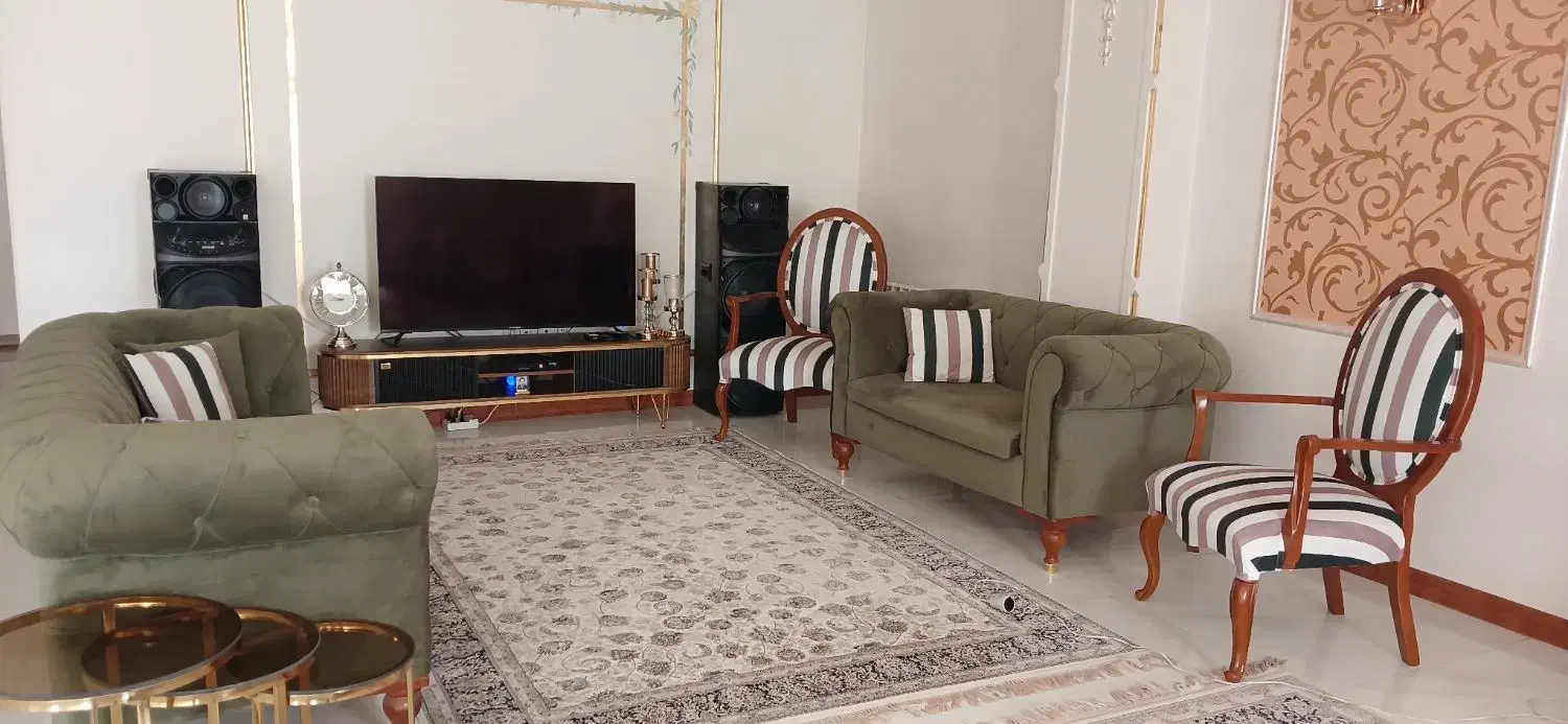 مبل کلاسیک|مبلمان خانگی و میز عسلی|پردیس, فاز ۲|دیوار