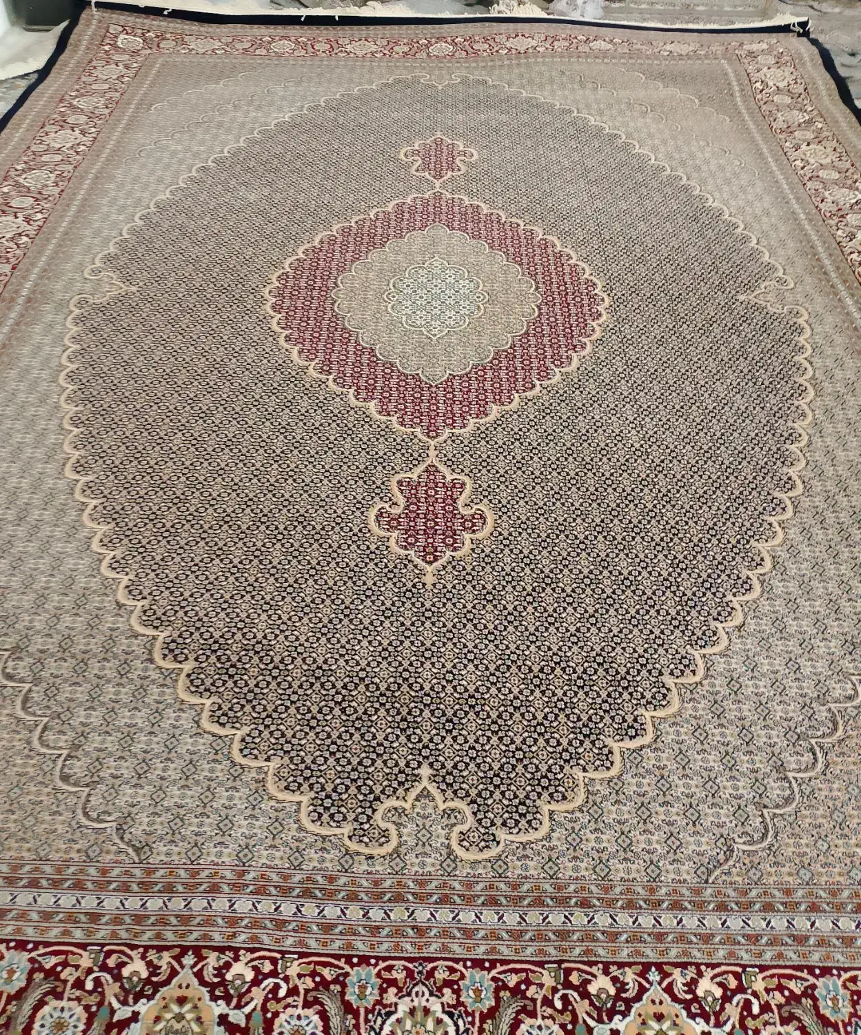 فرش|فرش|مشهد, میان ولایت|دیوار