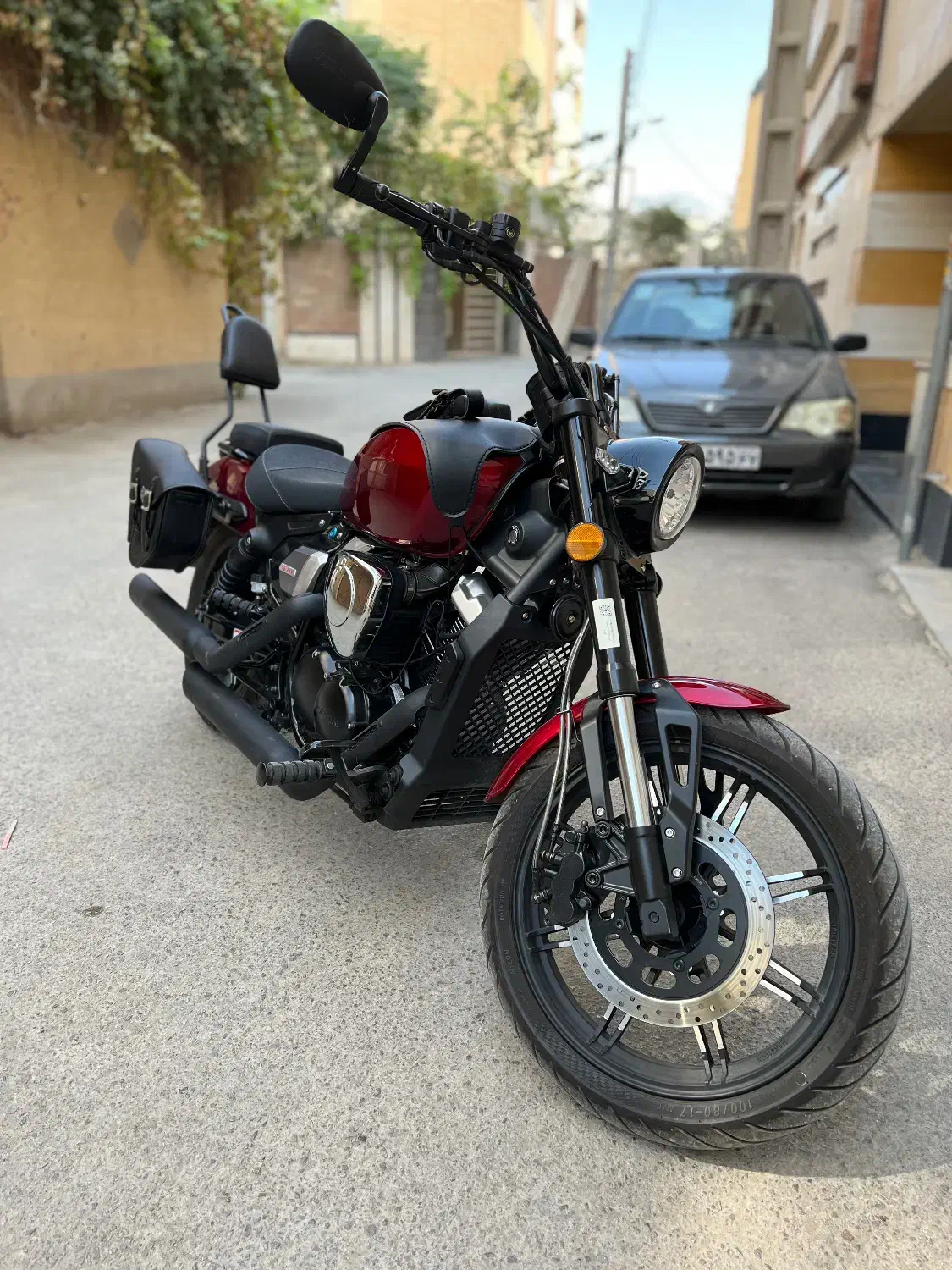 C2 تیپ ۲|موتورسیکلت|اصفهان, باغ دریاچه|دیوار