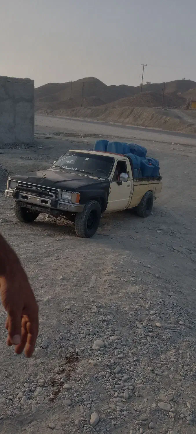 تویوتا هایلوکس|خودرو سواری و وانت|خاش, |دیوار