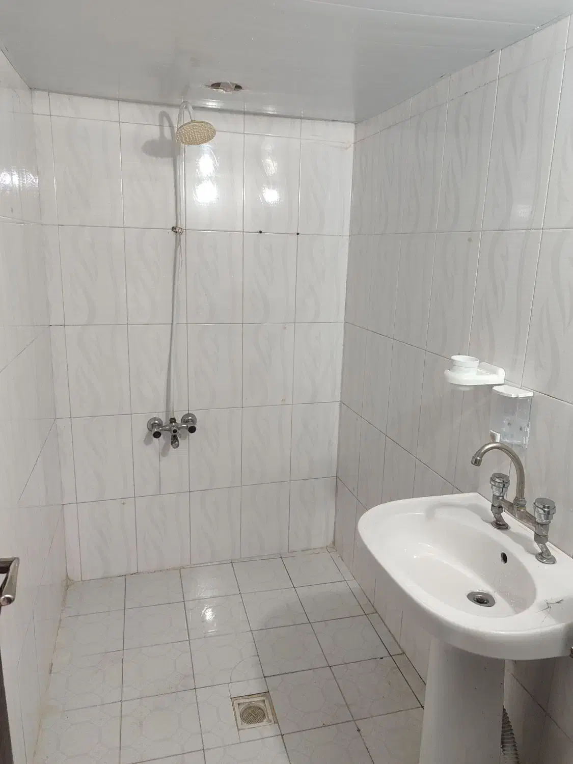 رهن کامل آپارتمان الهیه|اجارهٔ آپارتمان|بروجن, |دیوار