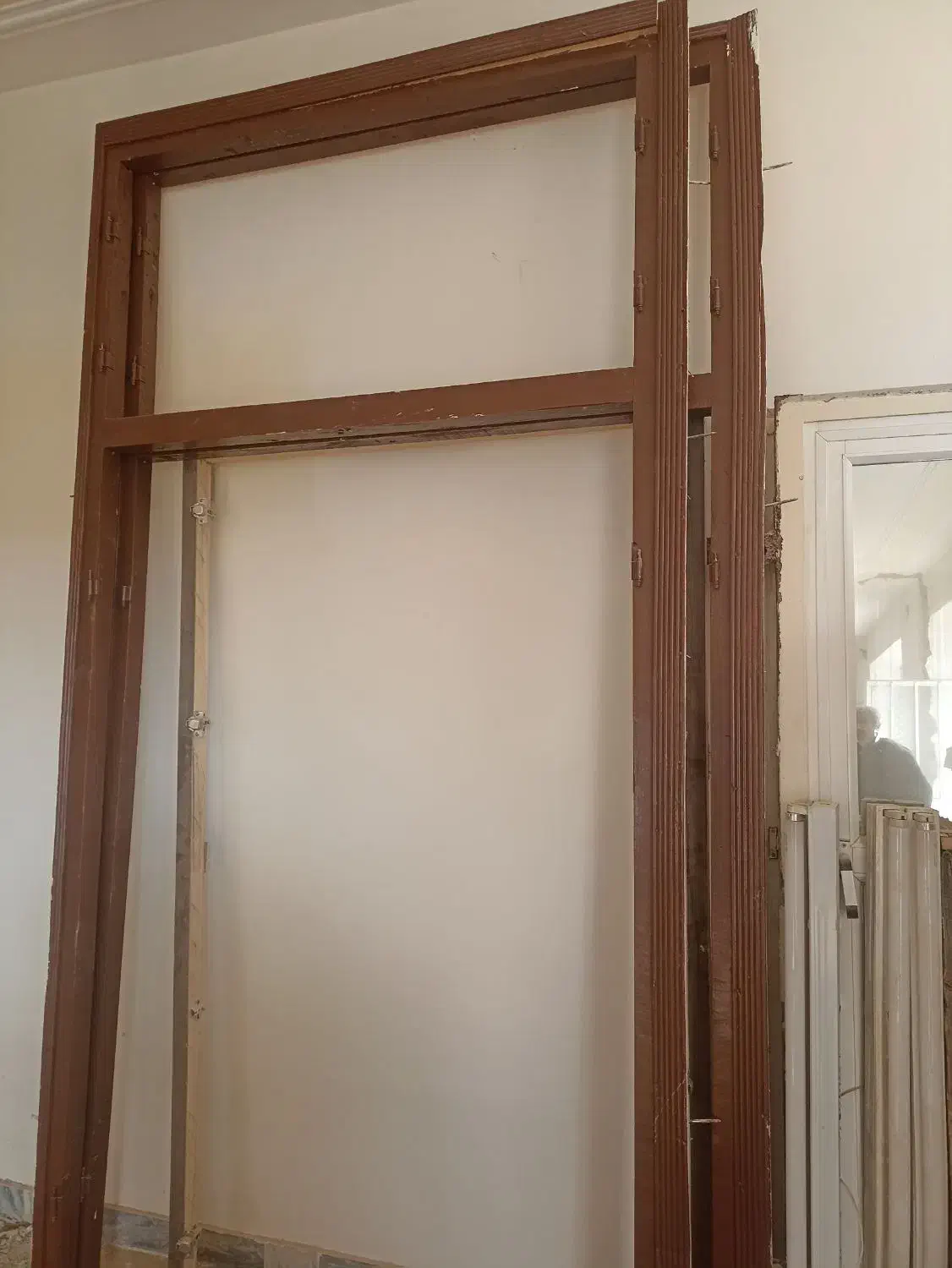 ۵تادرچوبی بادستگیره و۲تادرکمدسالم|مصالح و تجهیزات ساختمان|تربت‌حیدریه, قائم|دیوار