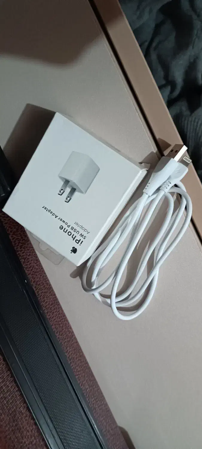 شارژکن وباسیم گوشی آیفون اصل اورجینال نو|لوازم جانبی موبایل و تبلت|پارسآباد, |دیوار