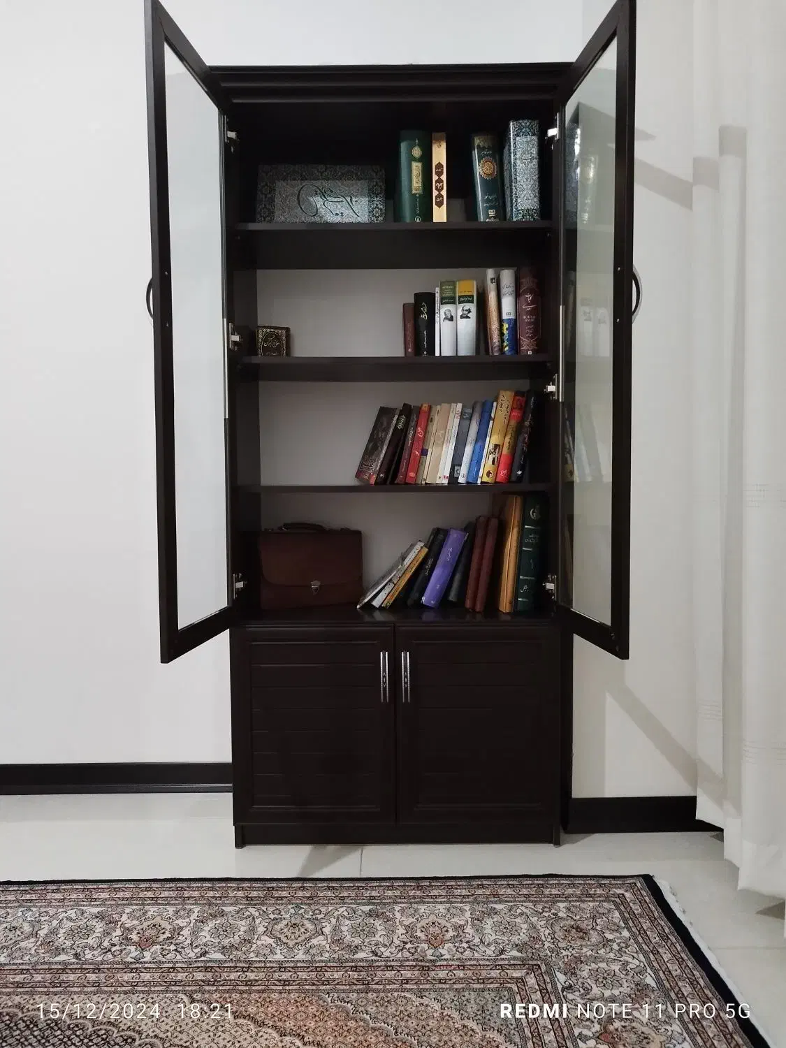 کتابخانه چهار درب ظریف و شیک|کتابخانه، شلف، قفسه‌های دیواری|تهران, جنت‌آباد مرکزی|دیوار