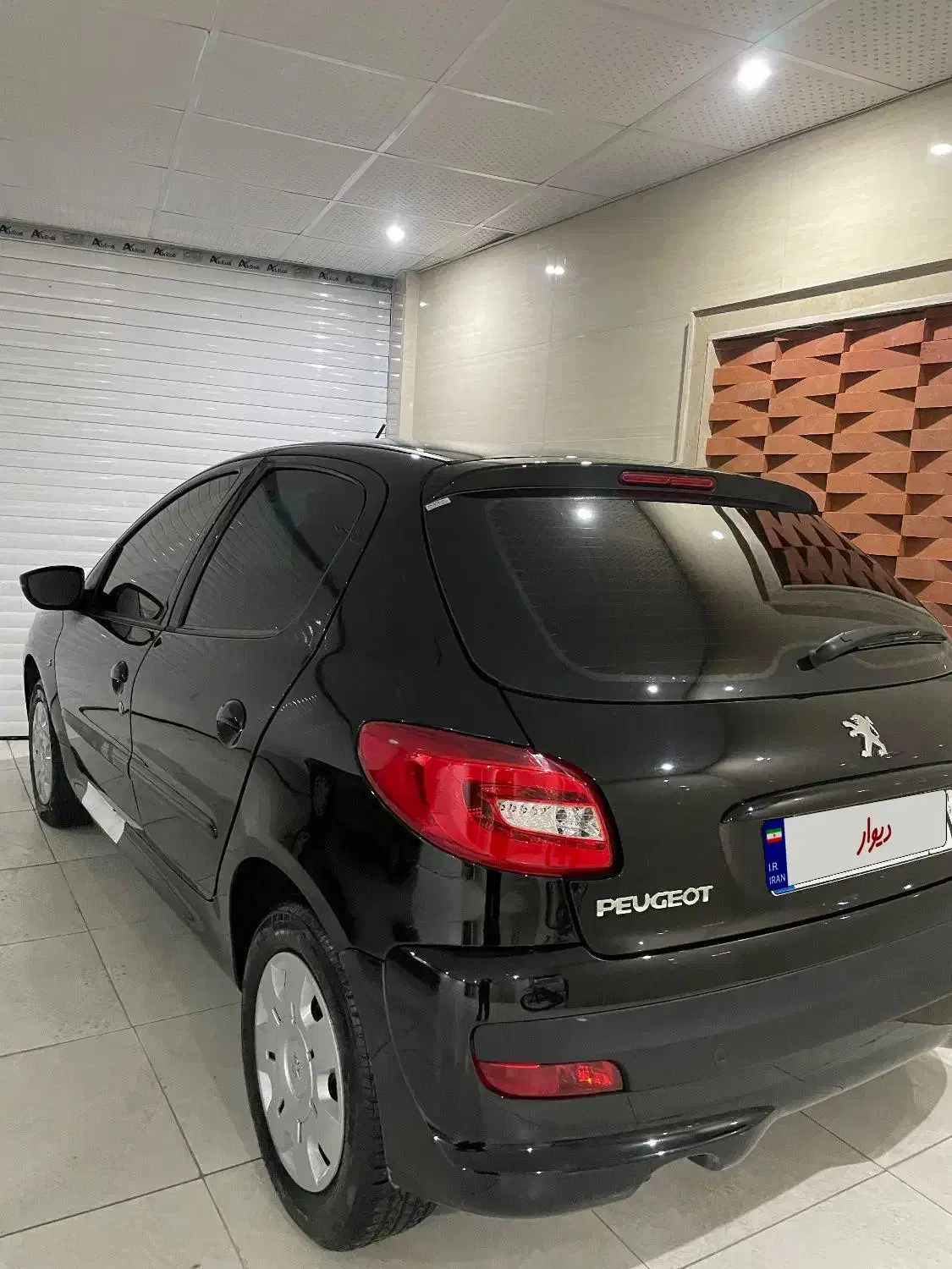 پژو ۲۰۷  سقف فلز  ۸۵گانه|خودرو سواری و وانت|اردبیل, |دیوار