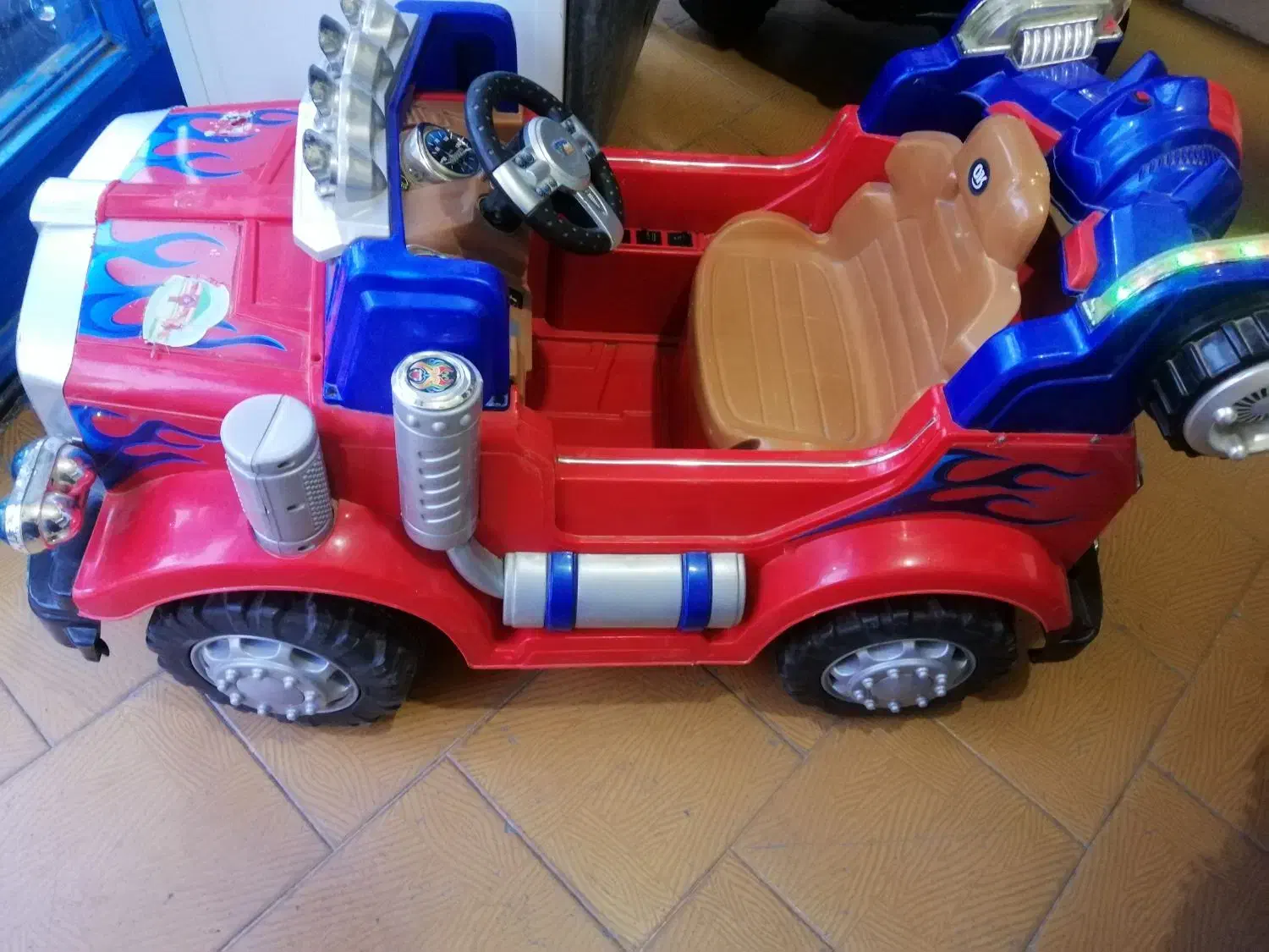 ماشین شارژی کامیون باطری 12ولتی نو|اسباببازی|اصفهان, شهرک صنعتی امیرکبیر (شاپور جدید)|دیوار