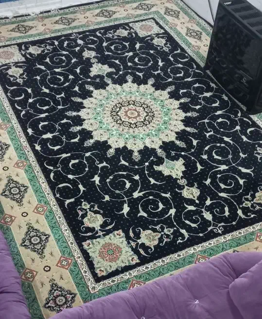 فرش ۱۲ متری زمینه سورمه ای|فرش|قم, زنبیل آباد|دیوار